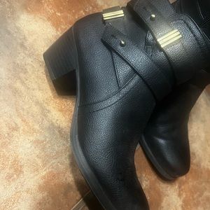 Boots like new condition